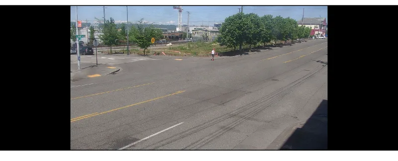 Dynamic intersection camera uncapped (~139 kbps, 15 fps) — full quality baseline